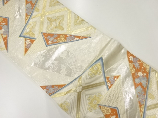 リサイクル　重ね色紙に向かい鶴・花模様織出し袋帯